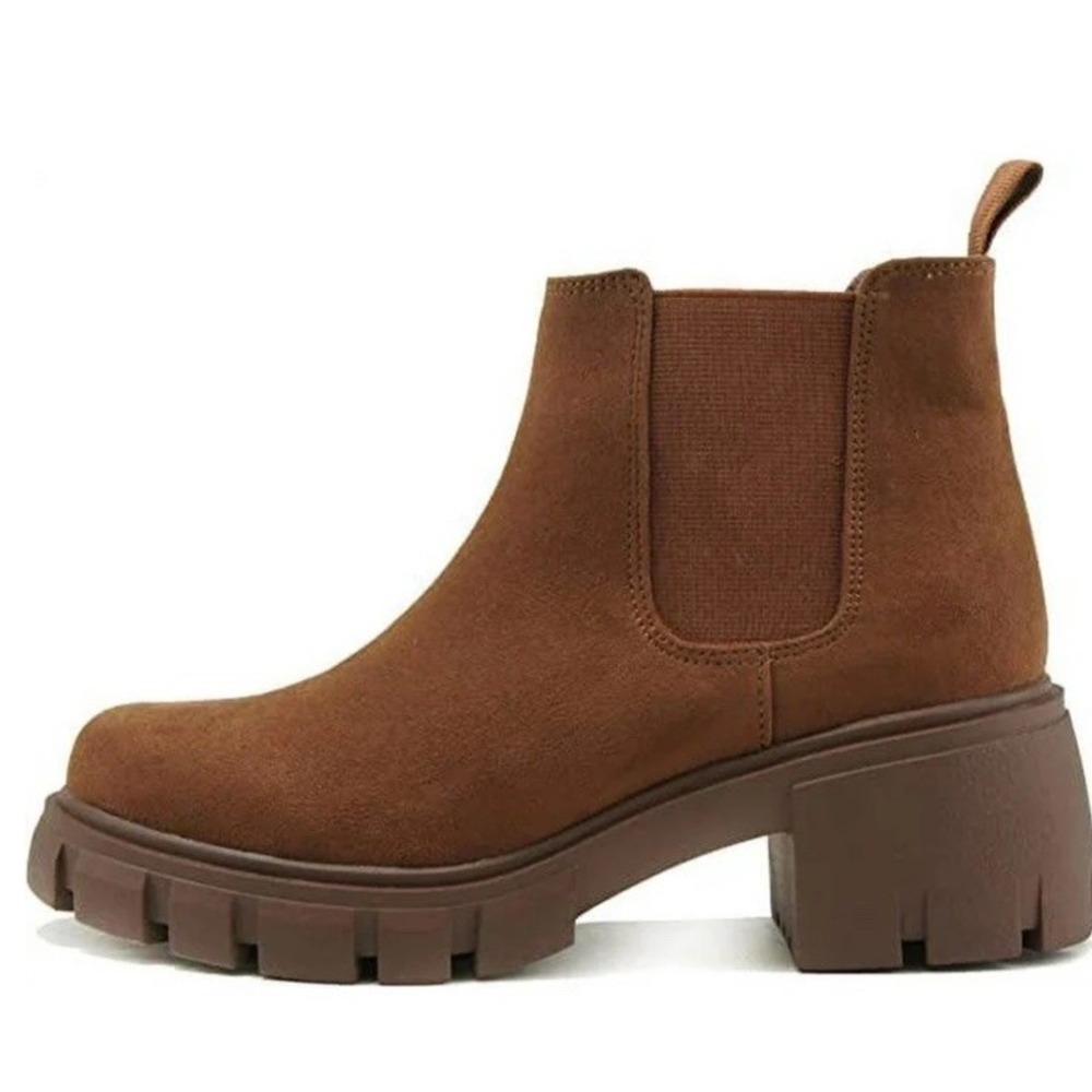 Soda Woman's Brown Ankle Booties Chunky Heel Size 6.5 Shoes NEW - Picture 3 of 8